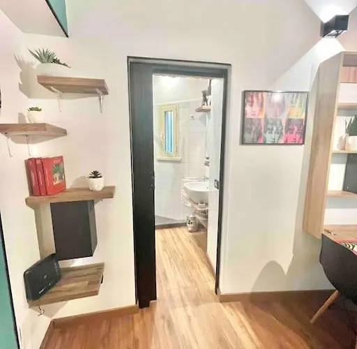 New Look8 Vatican Appartement *